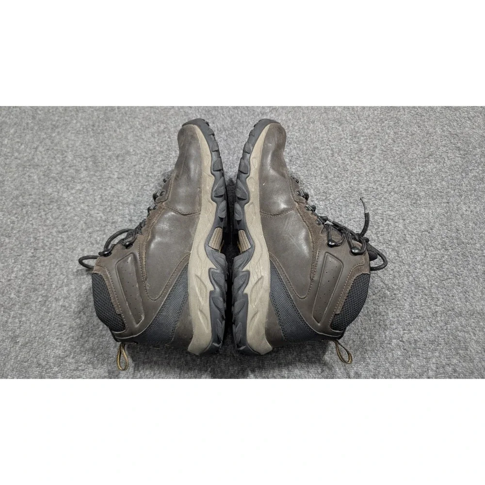 Columbia Boots Men's 11 Brown Columbia Newton II Waterproof Hiking Granola‎ Dad